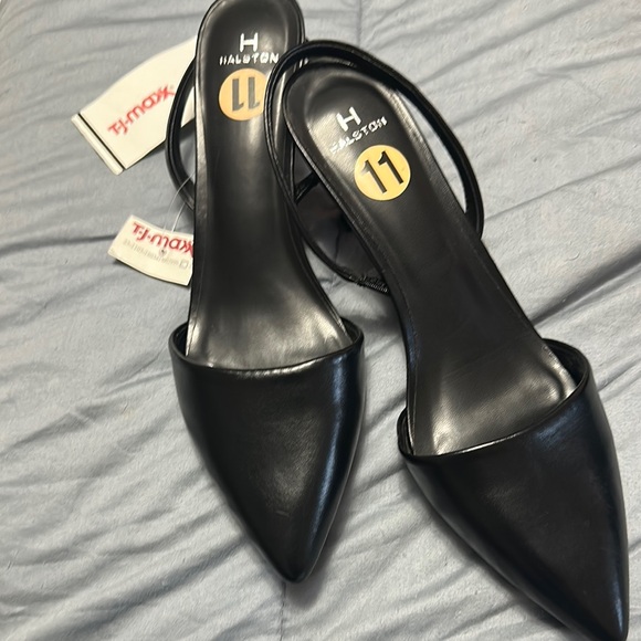 Halston Heritage Black Heels Classic Elegance - Picture 10 of 14